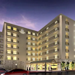 Hotel Five
